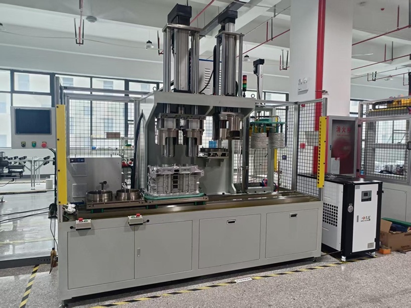 双定子全自动热套机